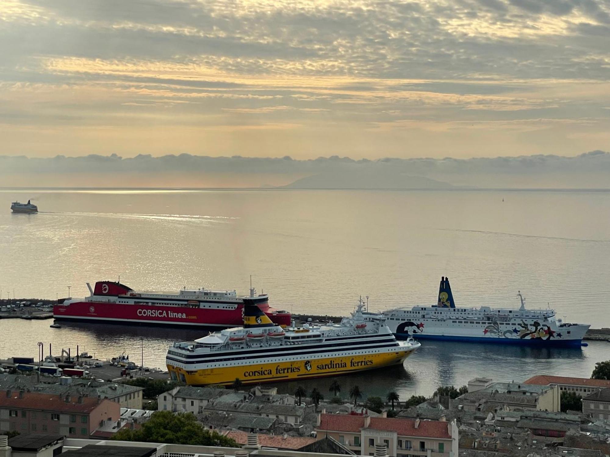 F3 Gd Standing 87 M2 Extraordinaire Vue Mer Pano Bastia  Zewnętrze zdjęcie
